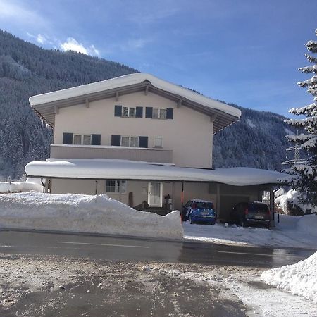 Haus Heidi Hotel Wald am Arlberg Buitenkant foto